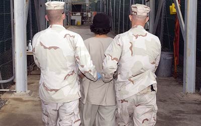 20101101-0722_prisoner