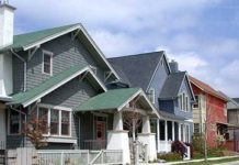 Predicts a Fall in House Prices